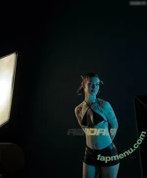 Alisea Löffler / unregierbar nude photo #0062