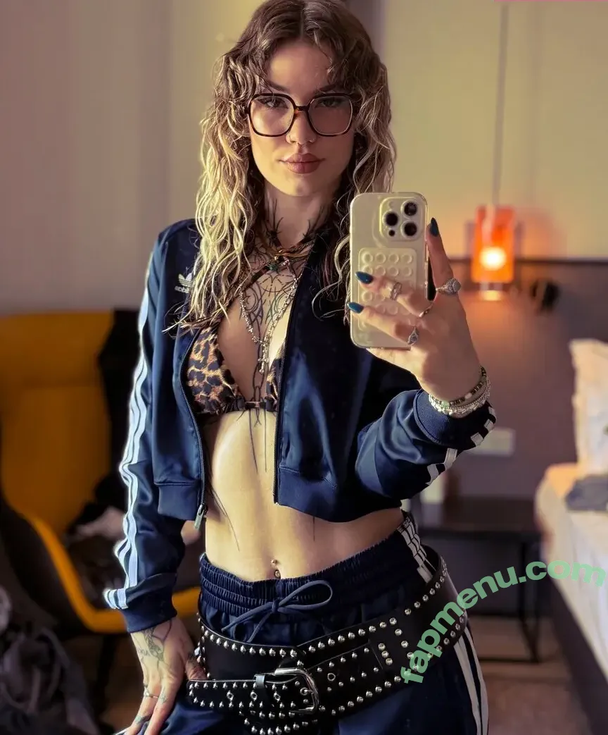 Alisea Löffler nude photo #0069 (unregierbar)