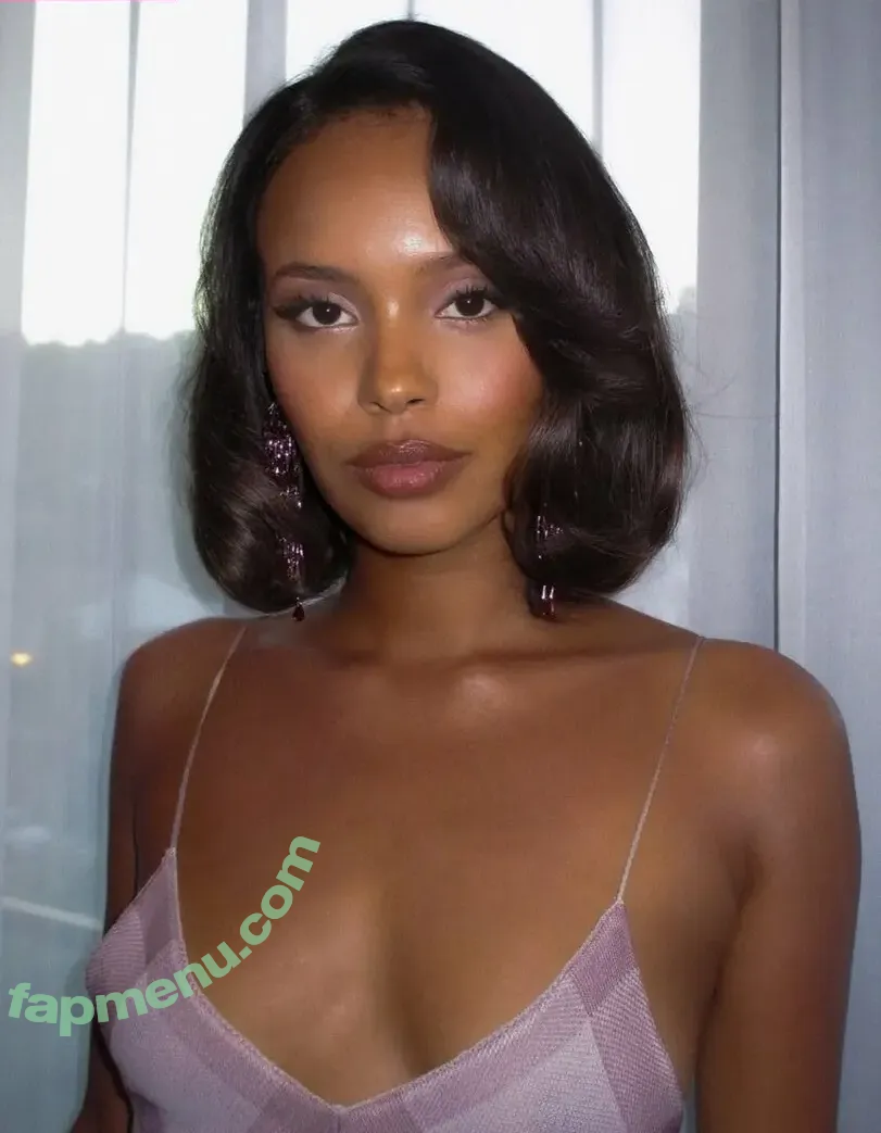 Alisha Boe nude photo #0156 (alishaboe)
