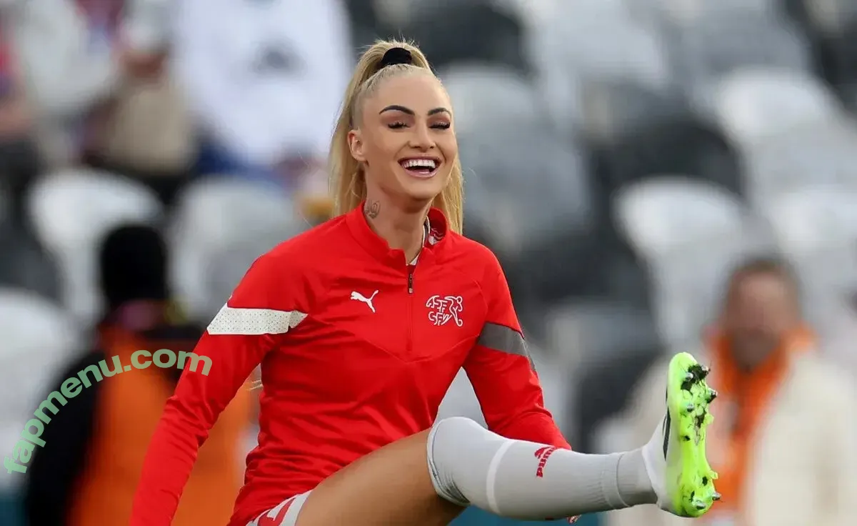 Alisha Lehman nude photo #0019 (Alisha Lehman)