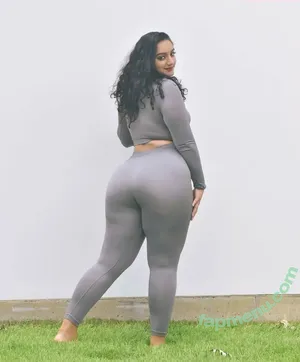 Alisha Swaidan / alisha_swaidan nude photo #0005