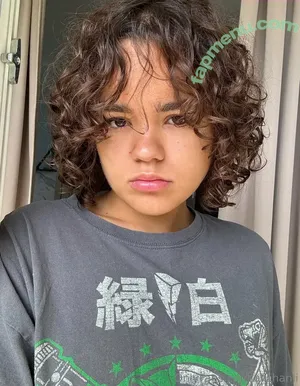 alishanii nude photo #0023