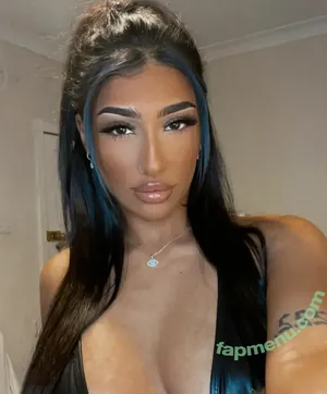 Alishbah Akram / alishbahakramxox nude photo #0031