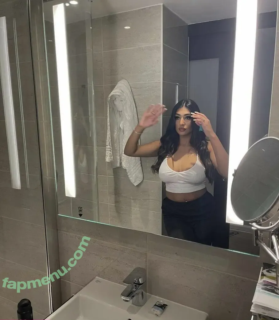 Alishbah Akram nude photo #0011 (alishbahakramxox)