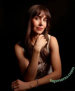 Alison Brie / alisonbrie nude photo #1364