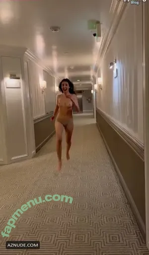 Alison Brie / alisonbrie nude photo #1401