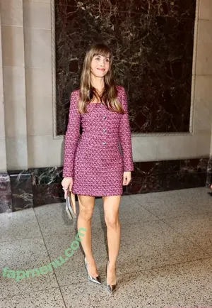 Alison Brie / alisonbrie nude photo #1731