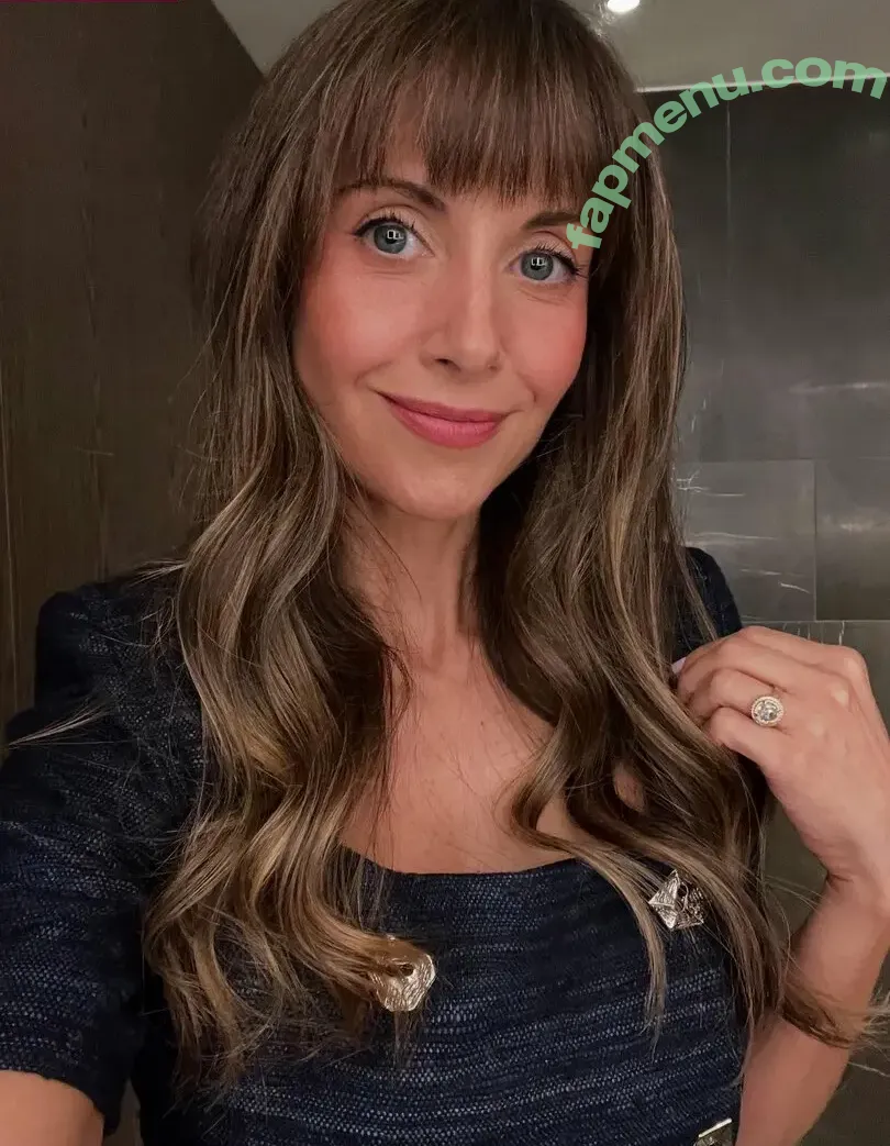 Alison Brie nude photo #1863 (alisonbrie)