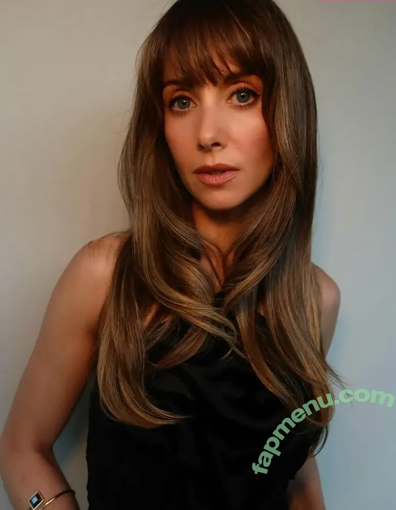 Alison Brie nude photo #1974 (alisonbrie)