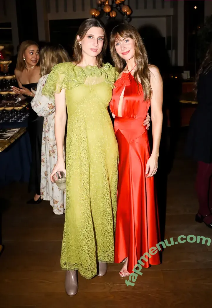 Alison Brie nude photo #1995 (alisonbrie)