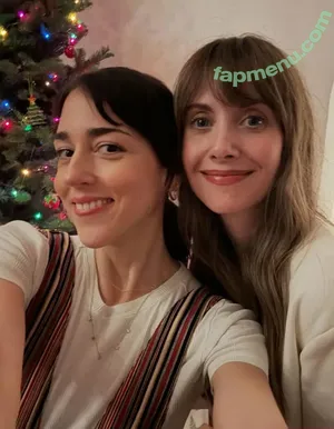 Alison Brie / alisonbrie nude photo #2002