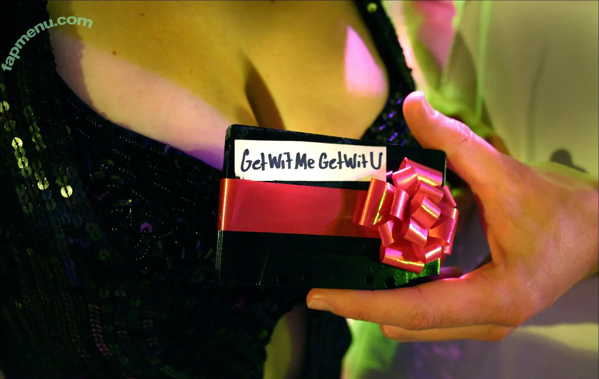 Alison Brie nude photo #2034 (alisonbrie)