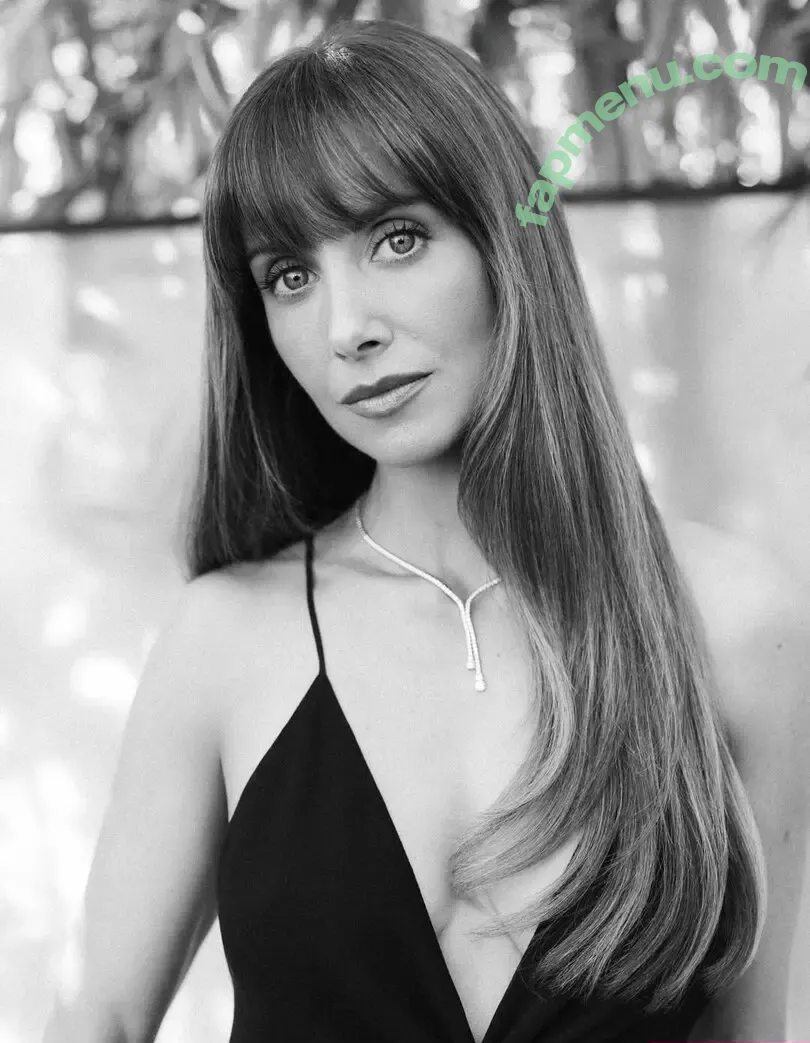 Alison Brie nude photo #2087 (alisonbrie)