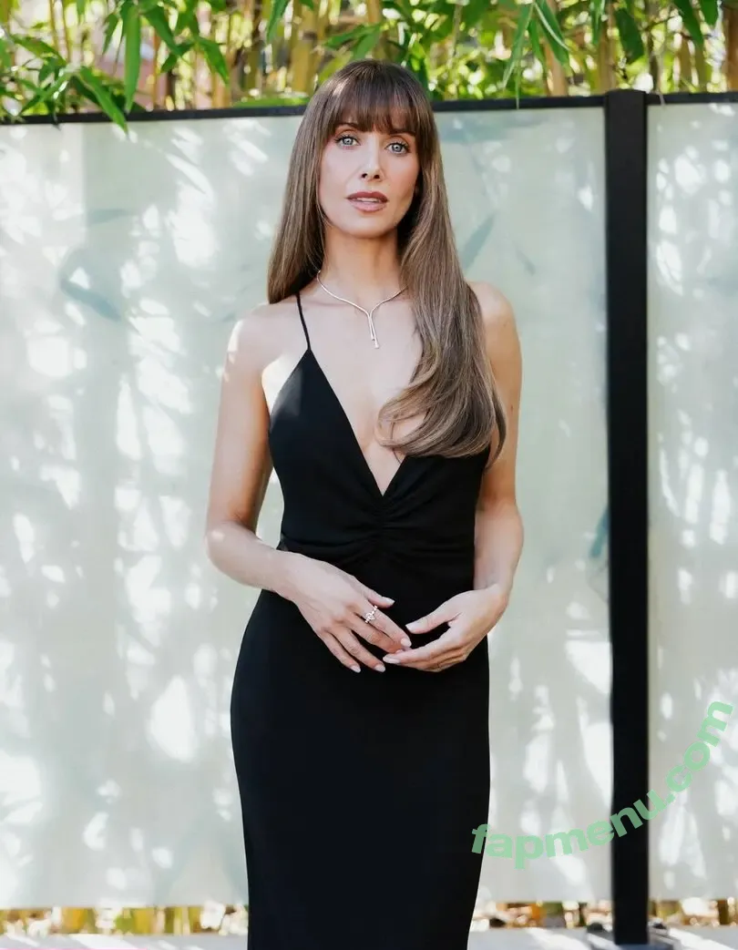 Alison Brie nude photo #2088 (alisonbrie)