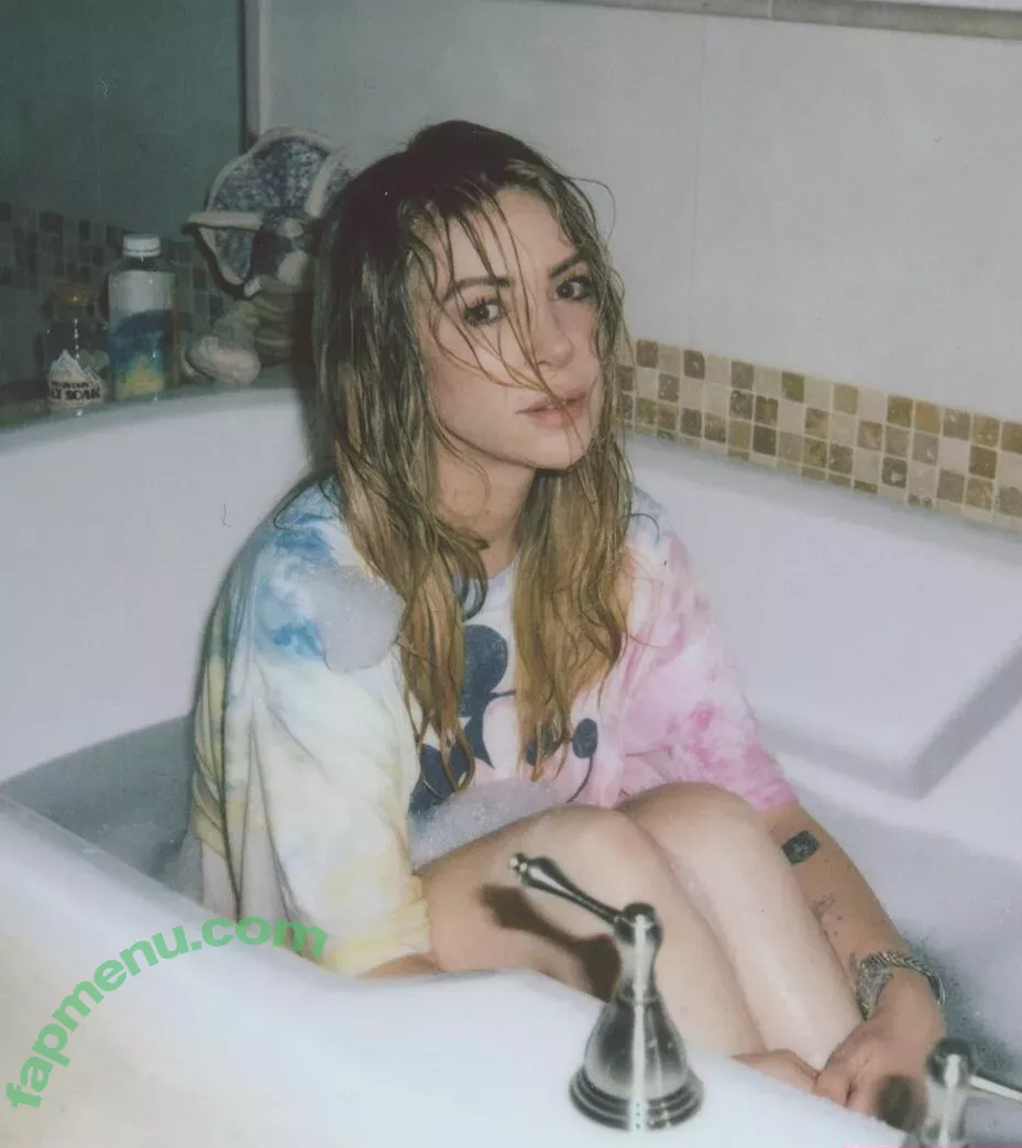 Alison Wonderland nude photo #0013 (alisonwonderland / allywonder)