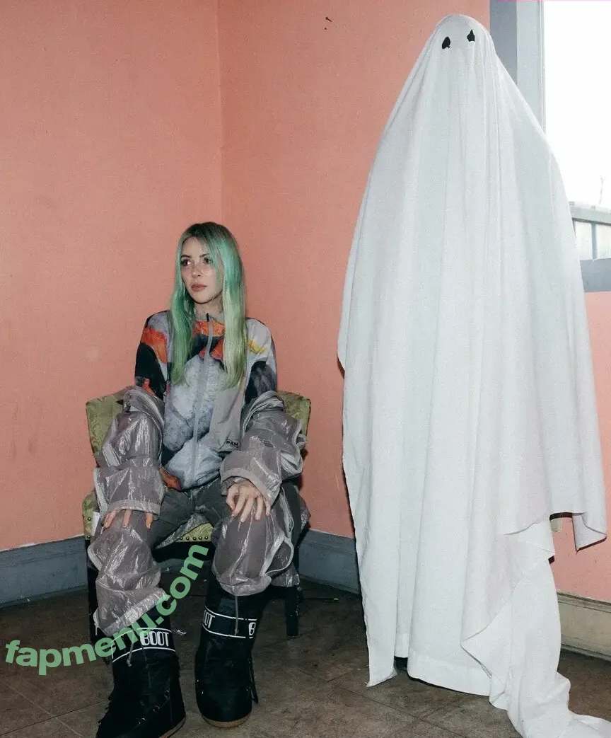 Alison Wonderland nude photo #0135 (alisonwonderland / allywonder)