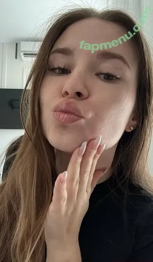 alisonlilbaby / imviwaPretty / onlyviwa / webgirl nude photo #0073