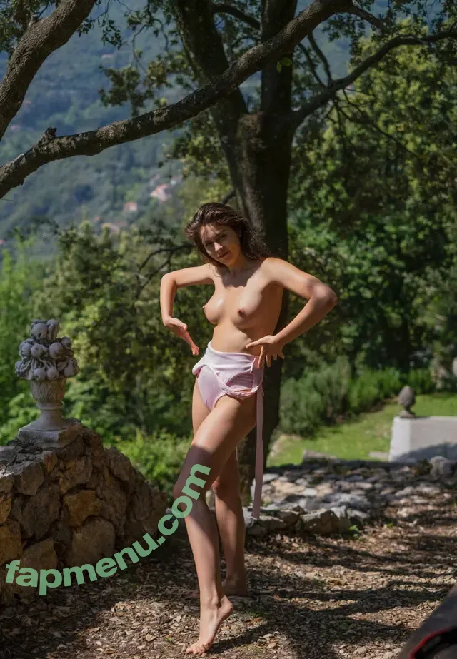 aliss.foxy nude photo #0257 (aliss.foxyy)