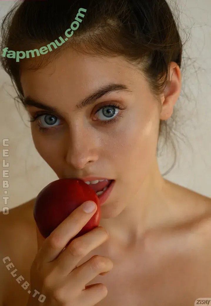 Alissa Foxy nude photo #4815 (Victoria Garin / alissa__foxy / alissa_foxy)