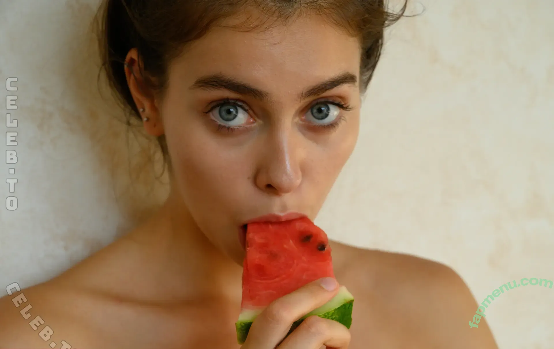 Alissa Foxy nude photo #4849 (alissa___foxy / alissa__foxy / alissa_foxy)