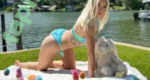 Alissa Hale nude photo #0002 (ashayehale)