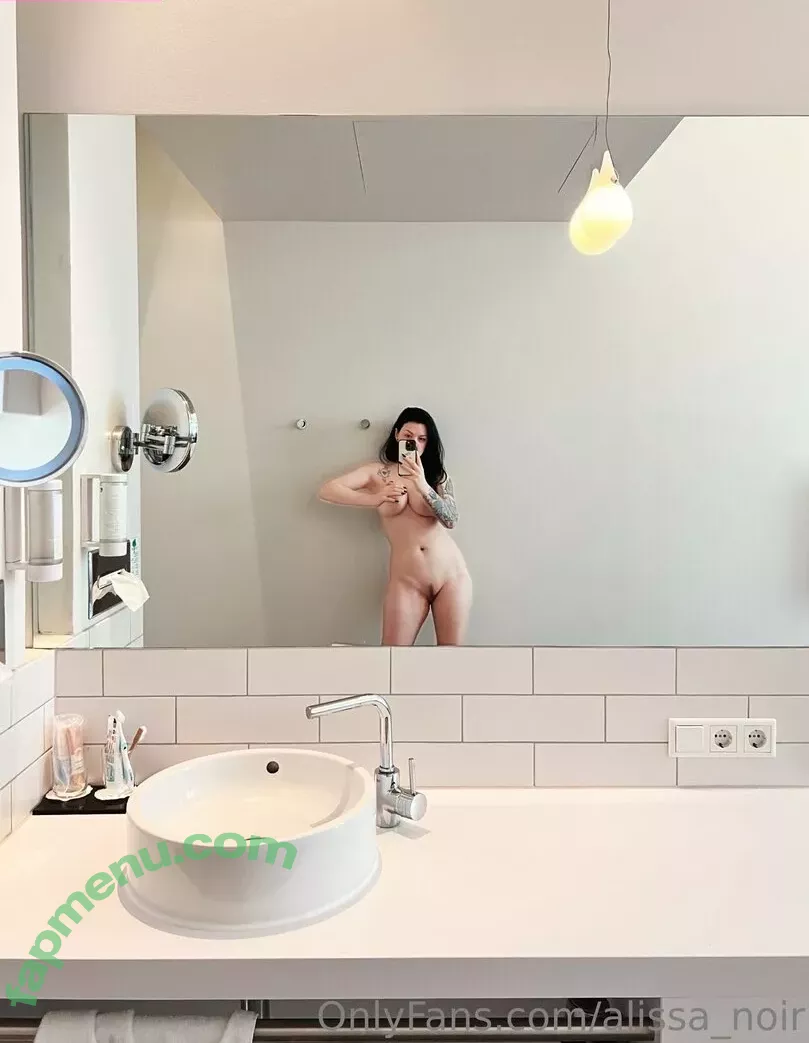 Alissa Noir nude photo #0228 (AlissaNoir / alissa_noir)