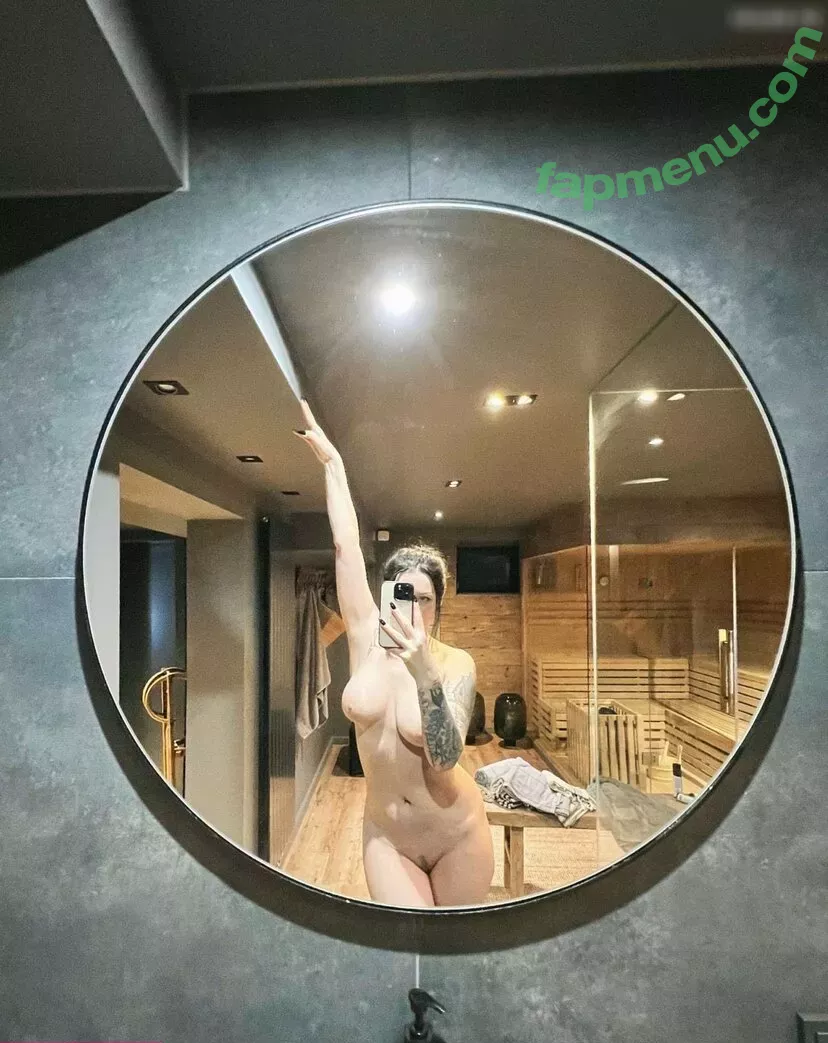 Alissa Noir nude photo #0367 (AlissaNoir / alissa_noir)