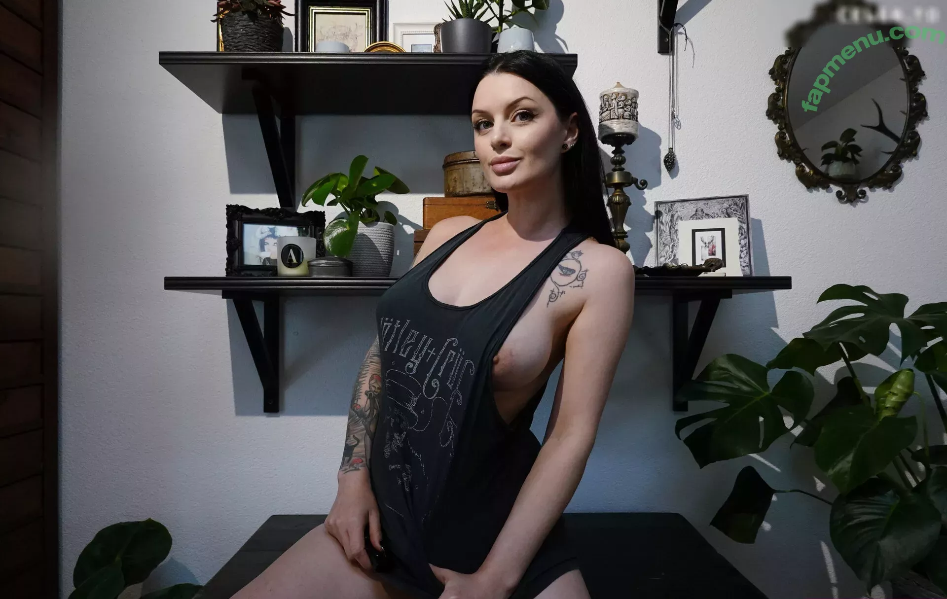 Alissa Noir nude photo #0459 (AlissaNoir / alissa_noir)