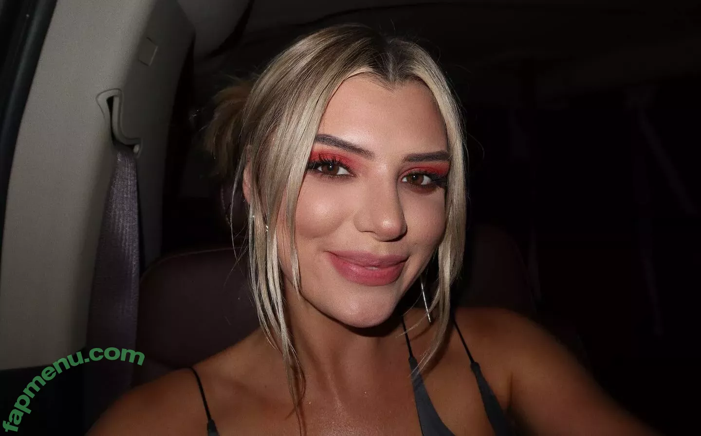 Alissa Violet nude photo #0048 (alissaviolet)