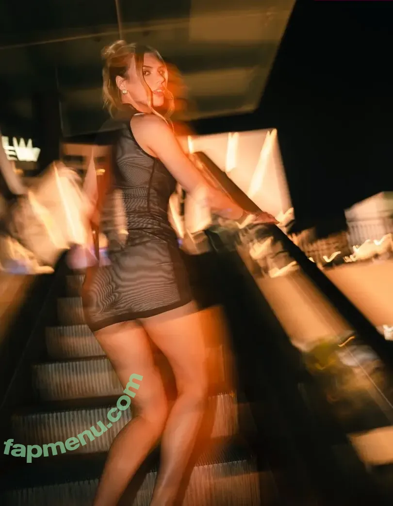 Alissa Violet nude photo #0653 (alissaviolet)