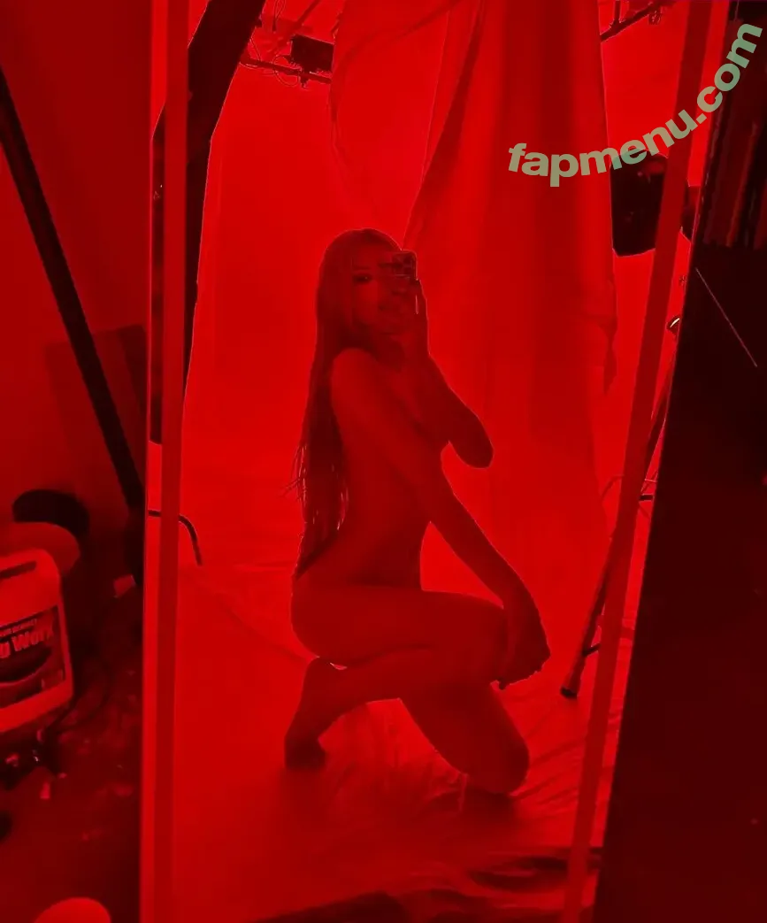 Alissa Violet nude photo #0669 (alissaviolet)