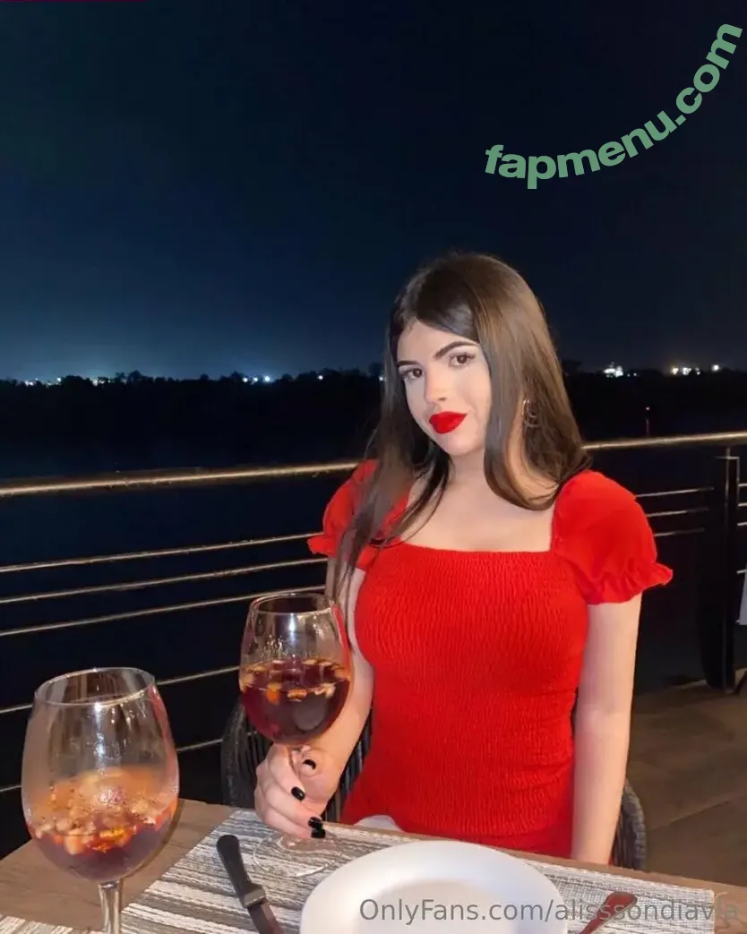 alisssondiavla nude photo #0014 (alissondavilaa_)