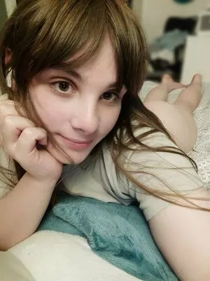 Alix Fembug / alixnatme / faecuddlebug nude photo #0028