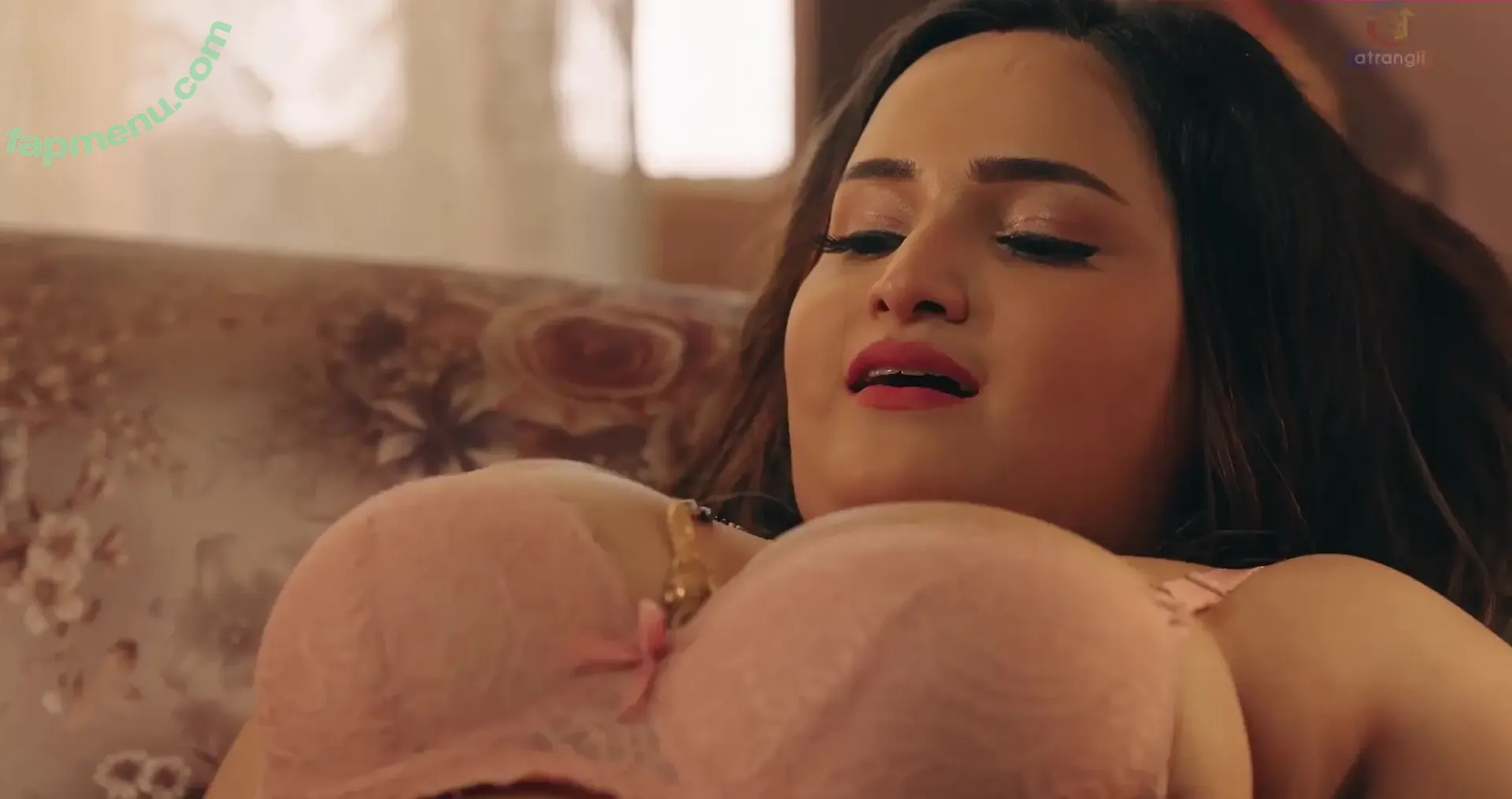 Aliya Naaz nude photo #0021 (aliyanaaz_x)