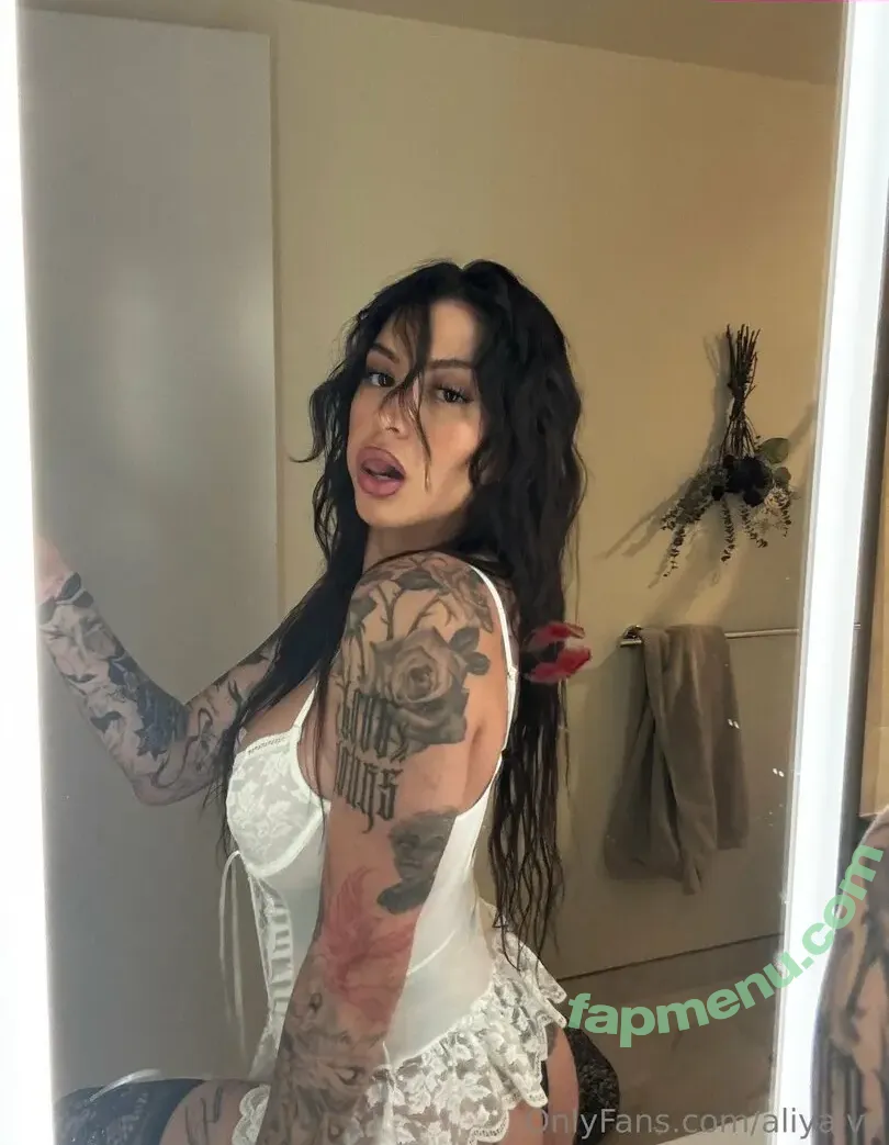 aliyaivy nude photo #0045 (aliyaivy)