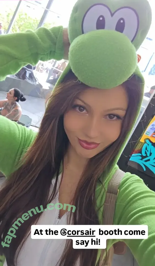 Aliythia nude photo #0033 (alitaliya__)