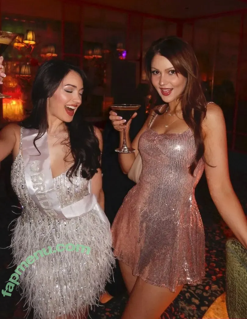 Aliythia nude photo #0061 (alitaliya__)