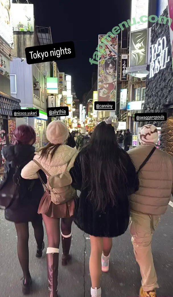 Aliythia nude photo #0092 (alitaliya__)