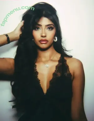 Aliza Shan / alizashan nude photo #0070