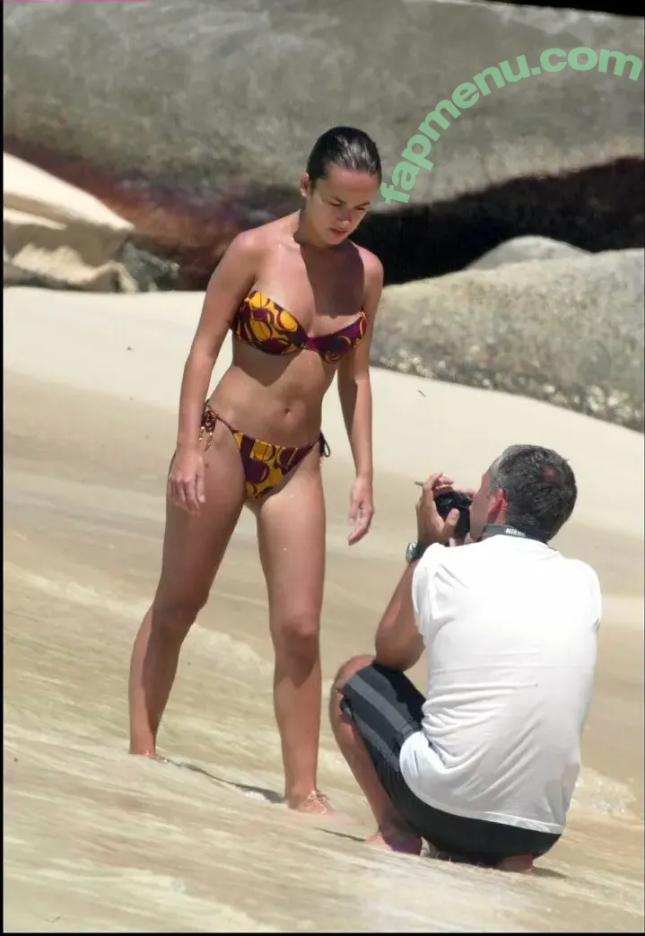 Alizee nude photo #0107 (alizeeofficiel / alizeesanzeth)