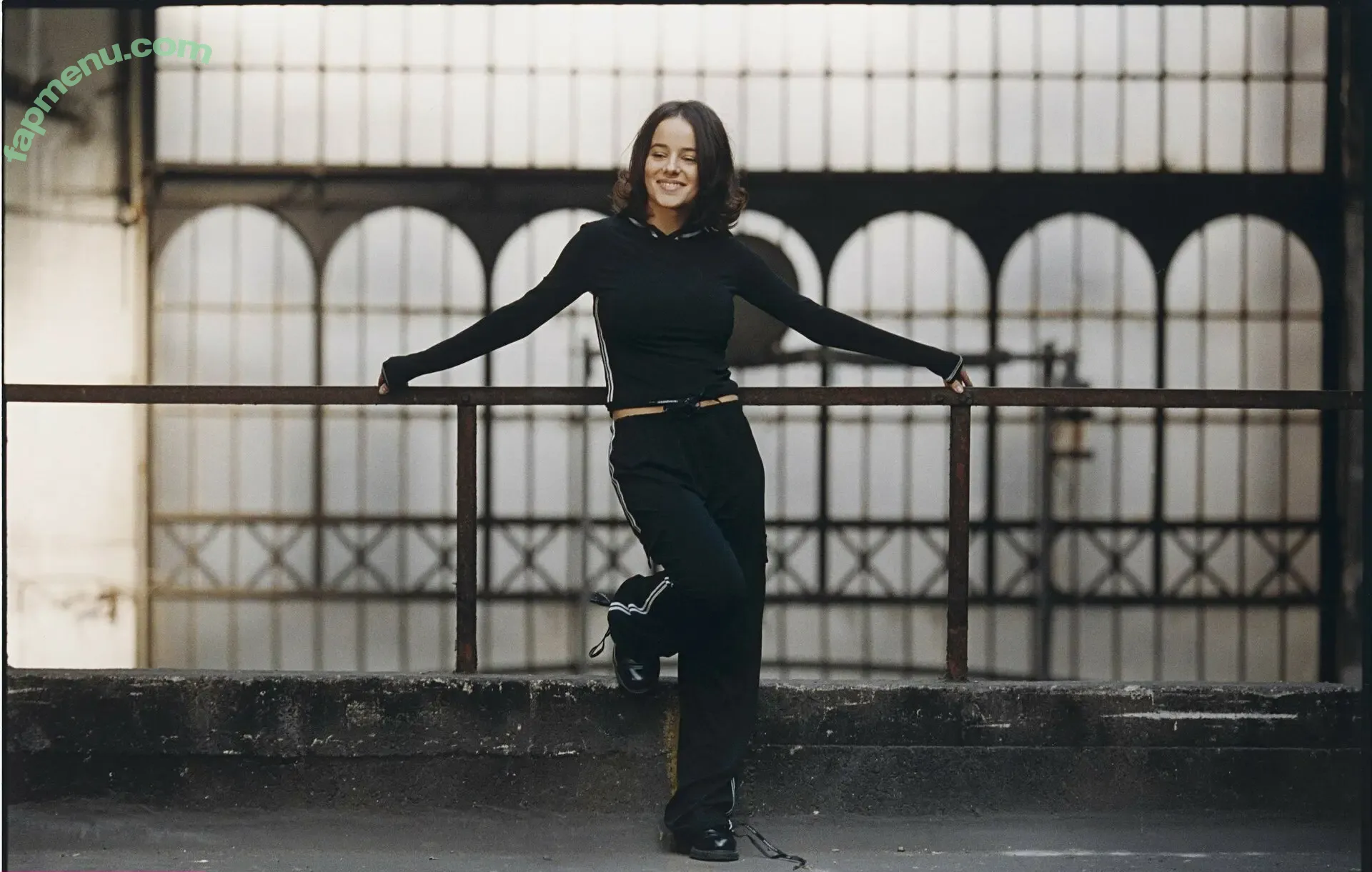 Alizee nude photo #0120 (alizeeofficiel / alizeesanzeth)