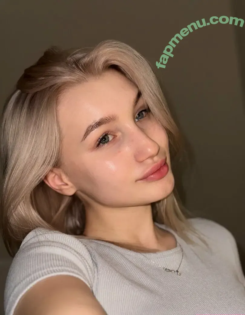 Alkh1mova nude photo #0021 (Alkh1mova)