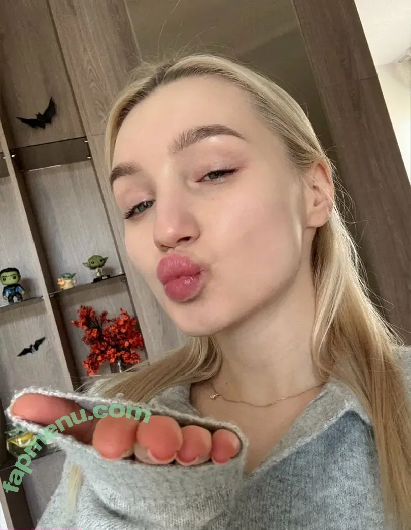 Alkh1mova nude photo #0097 (Alkh1mova)