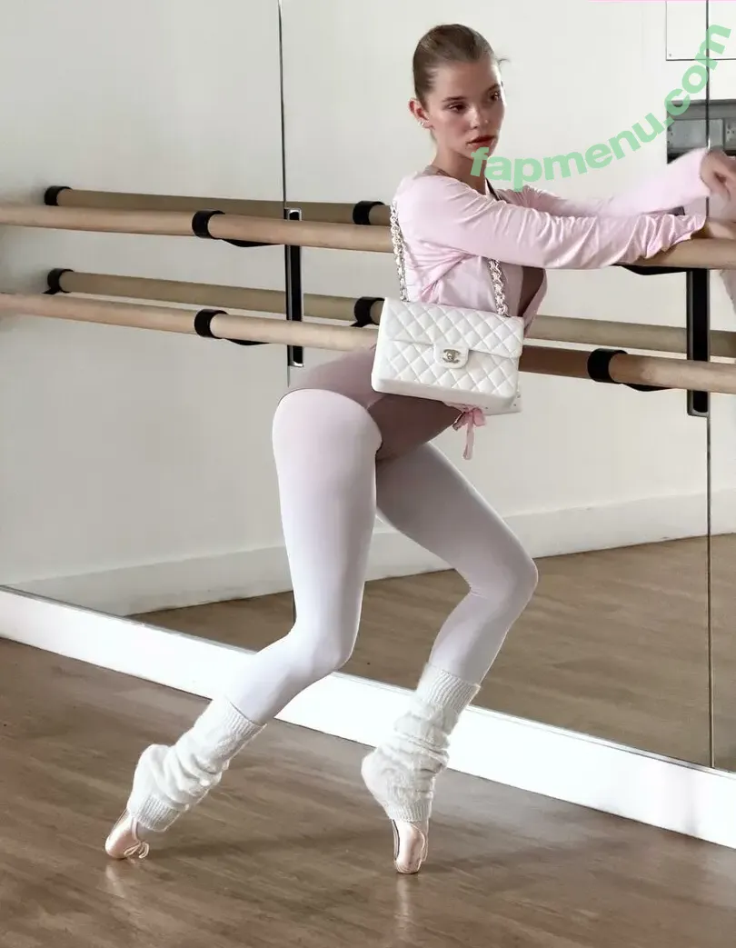 Alla Bruletova nude photo #1800 (bruletova / bruletova_)