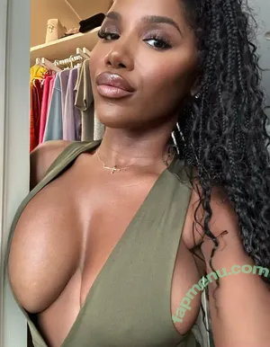 Allchargedup / Ashley Christen / sashafoxyy / toned_ash nude photo #0125