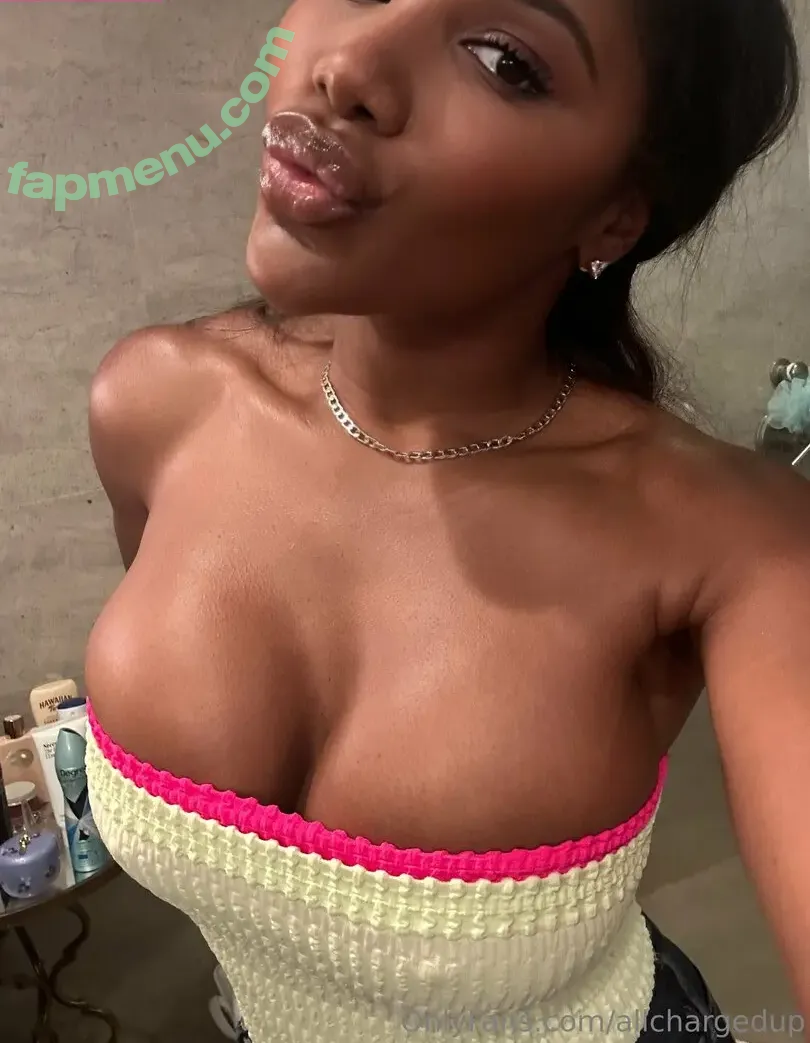 Allchargedup nude photo #0159 (Ashley Christen / sashafoxyy / toned_ash)