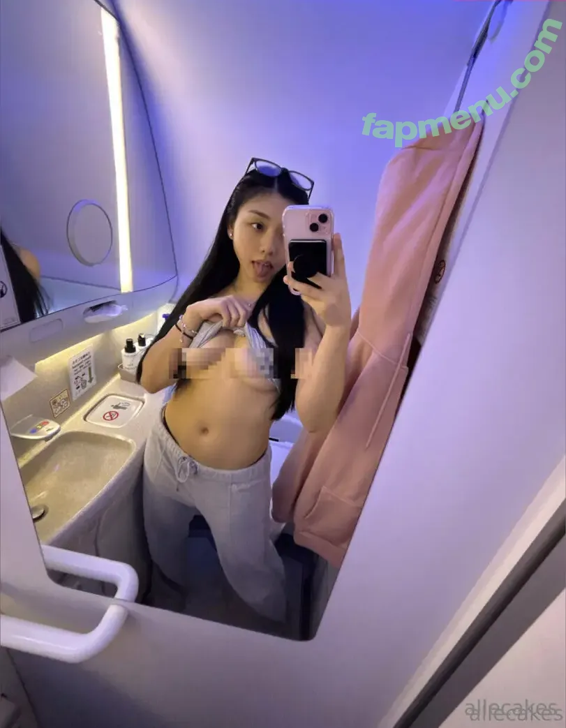 allecakeslite nude photo #0004 (allecakes_)