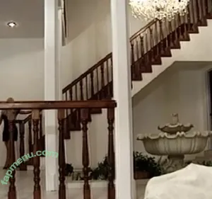 Allenina nude photo #0059