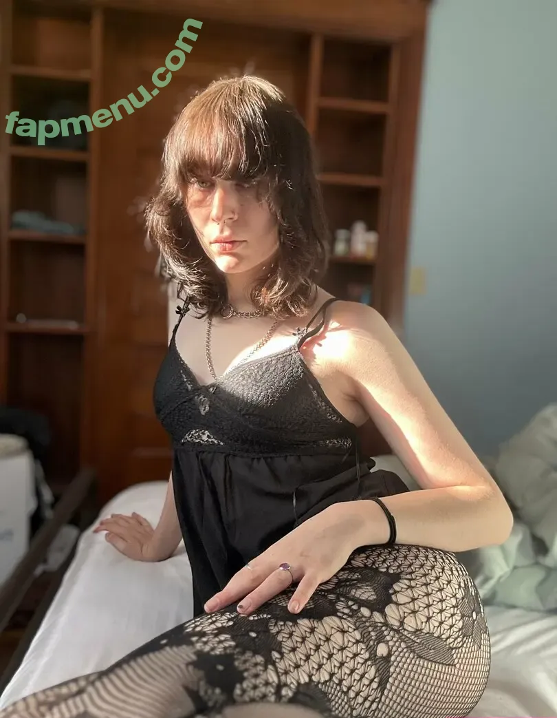 alleycatnai nude photo #0011 (alleycatnai)