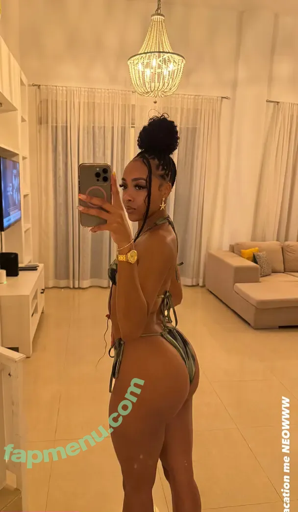 Alleyesondee nude photo #0054 (alleyesondeeeee / deeviousdee)